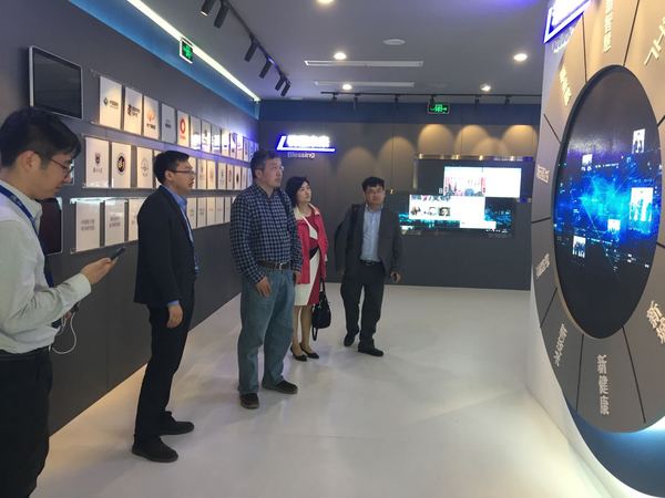 深化產教融合促發展 計算機學院赴朗坤智慧科技股份走訪交流